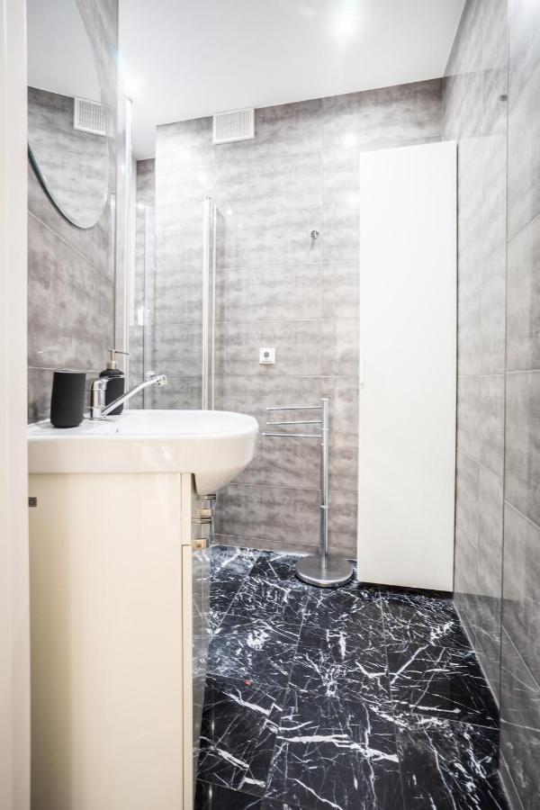Oomph Warsaw Big Apartment With Balcony Near Old Town Dış mekan fotoğraf